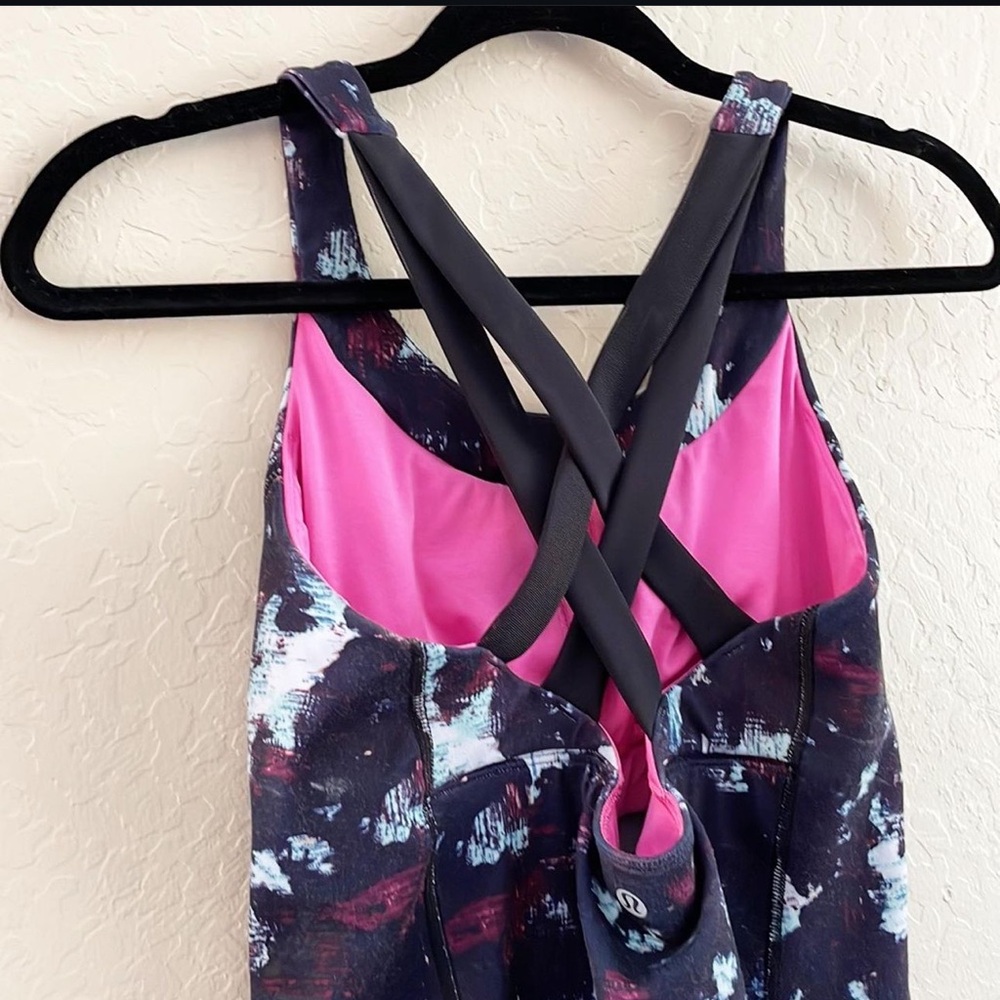 🌿Final Sale
Lululemon Tank Top - Picture 5 of 6